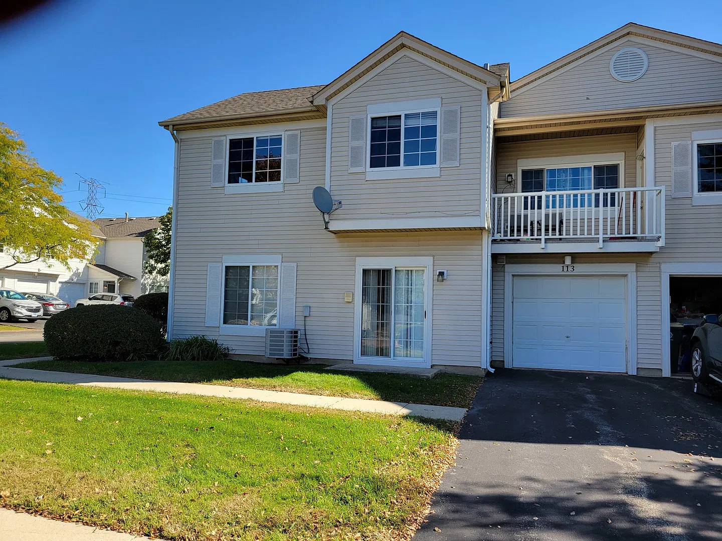 2 bed, 2.5 bath, 1145 sqft, $2,200 — Photo 3