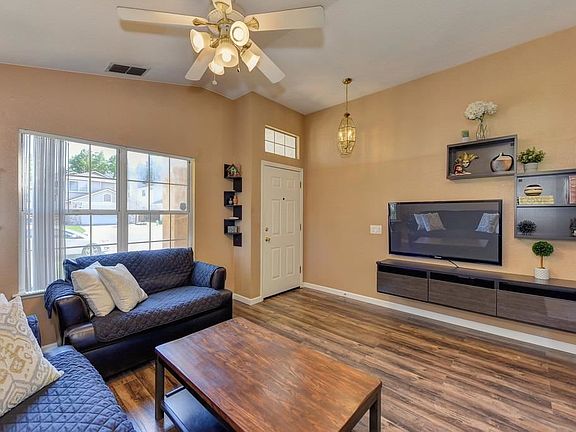 3rd image of 9021 Redwater Dr