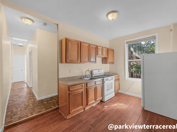 812 50th Street image 1 of 14