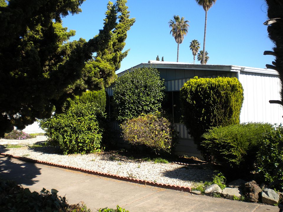 1st image of 311 Kauai Cir