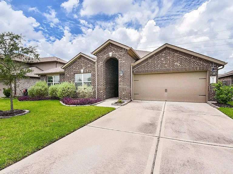 1334 Bellingham Park Dr — Photo 37
