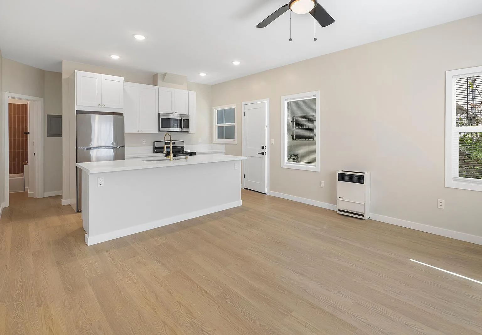 1 bed, 605 sqft, $2,250 — Photo 4