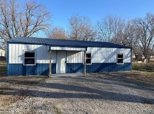520 SW 2nd St, Adair, OK 74330