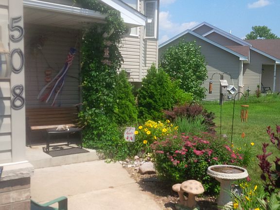2nd image of 508 Cottonwood St SW