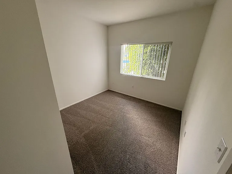 12950 Hartland St — Photo 10