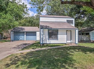 1607 Lemon Tree Ln, College Station, TX 77840