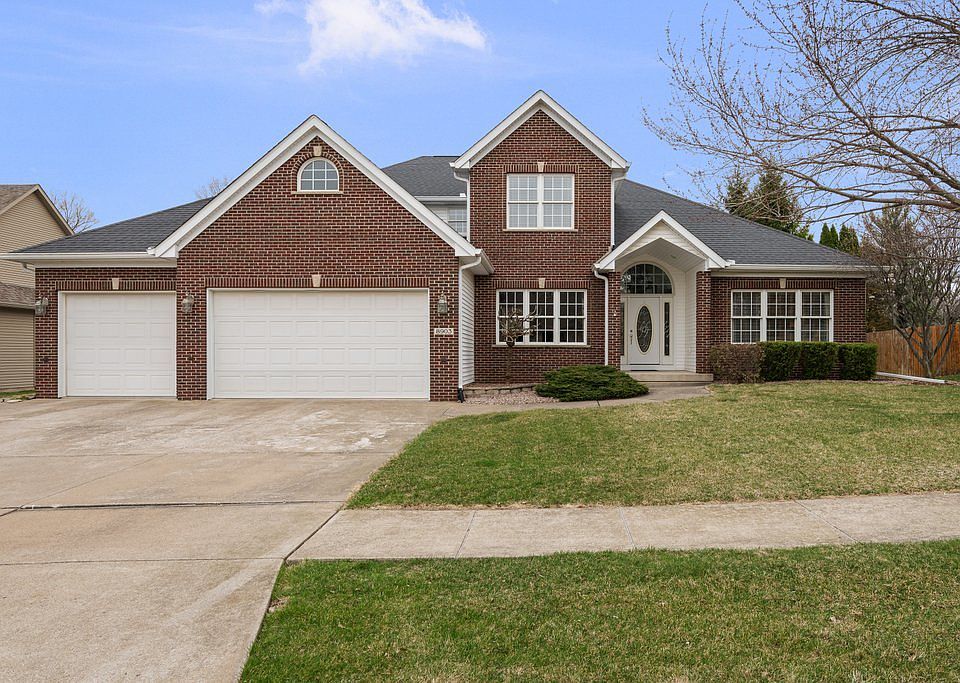 1st image of 8903 Highland Dr