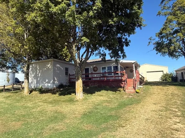 25046 Bellevue Cascade Rd, Bellevue, IA 52031