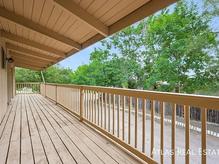 540 N Harlan St — Photo 16