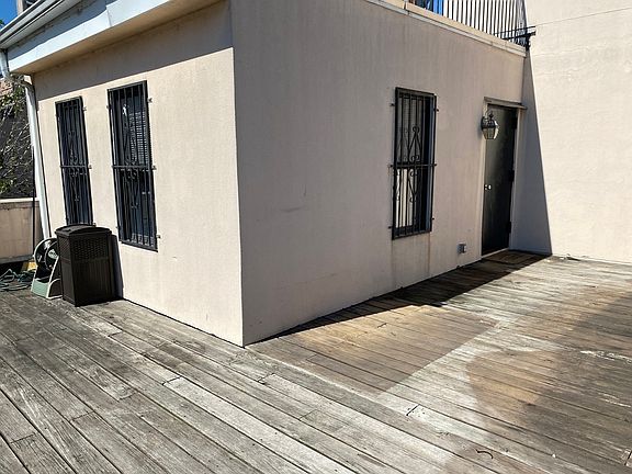 2nd image of 202 Meserole St #Penthouse