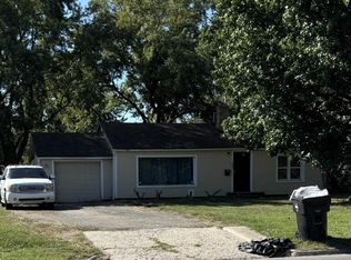 4817 SW 17th St, Topeka, KS 66604