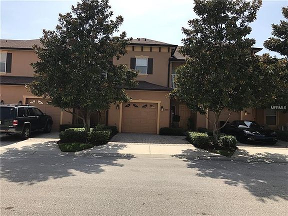 2nd image of 2851 Retreat View Cir