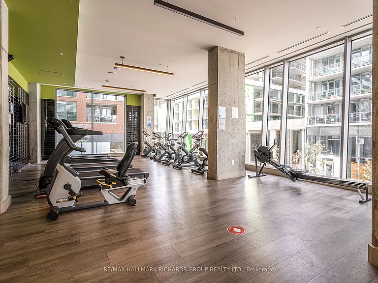 665 Queen St E #401 — Photo 14