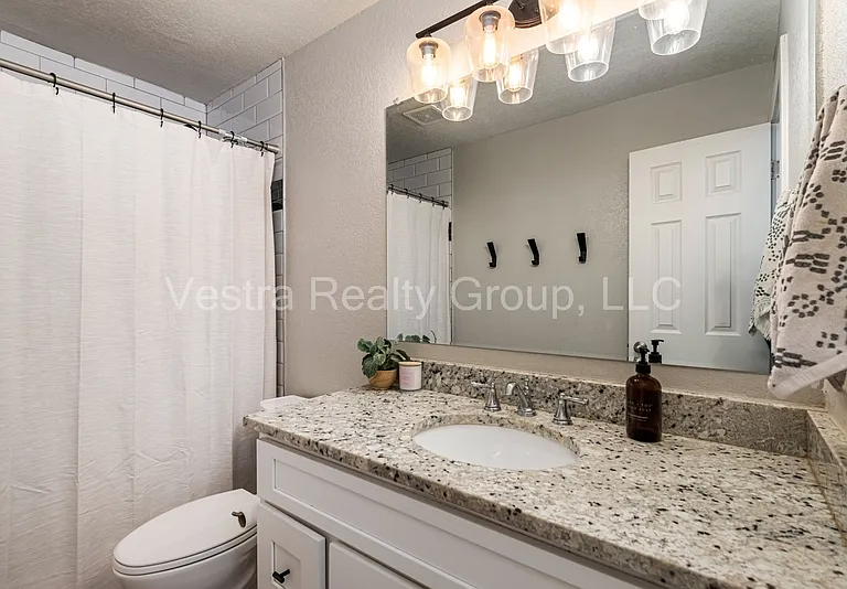 1176 Xenia St — Photo 14