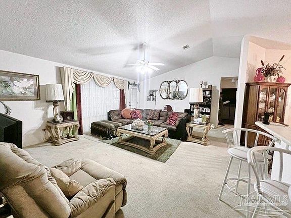 4th image of 5165 Zachary Blvd