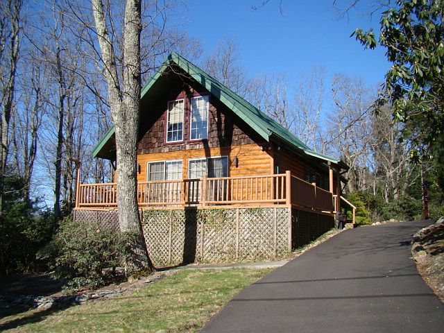 1st image of 452 Panorama Dr