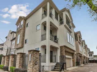 1538 W 23rd St #D, Houston, TX 77008