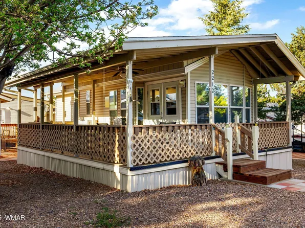 2212 Wrangler Way, Overgaard, AZ 85933