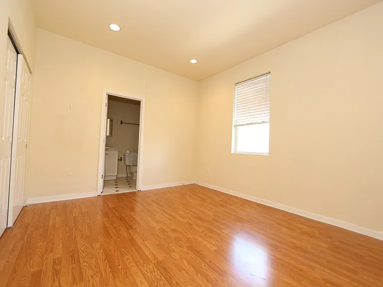 1447 N 17th St #2 — Photo 9
