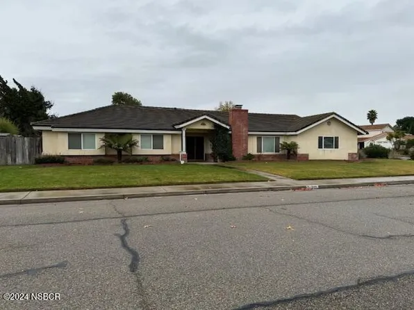 946 Briarcliff Dr, Santa Maria, CA 93455