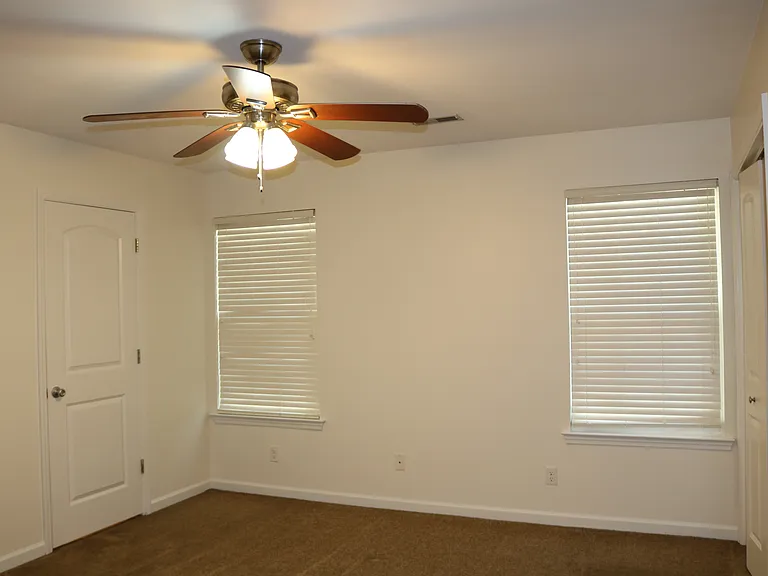 211 Martin Rd — Photo 13
