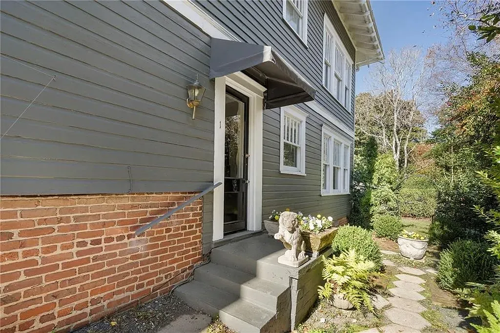 1 bed, $2,150 — Photo 1