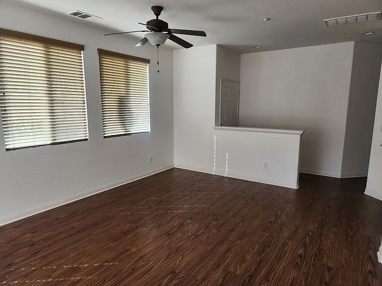 25176 Crest Haven St #3 — Photo 3