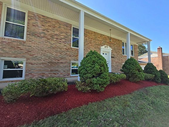3rd image of 11710 Mordente Dr