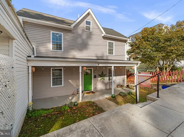 9 9th Ave, Brunswick, MD 21716