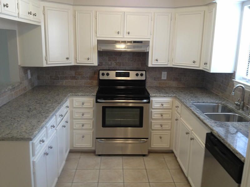 2nd image of 4445 Cedar Pass Dr