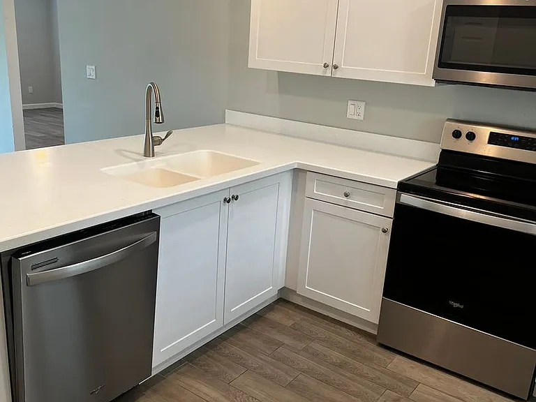 2277 SE Monroe St — Photo 10