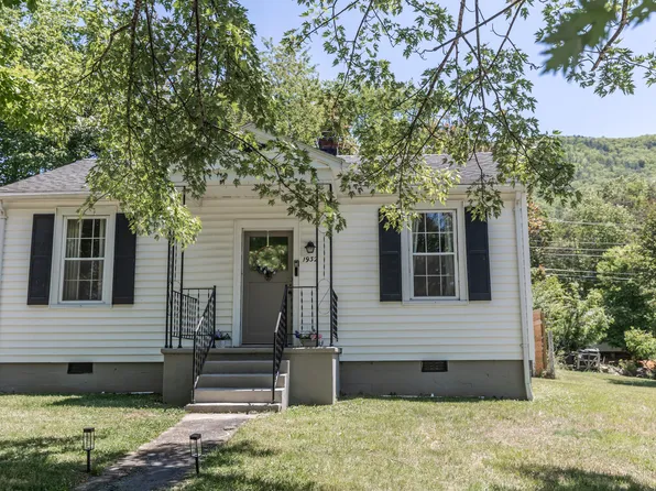 1932 Hawthorne Ave, Buena Vista, VA 24416