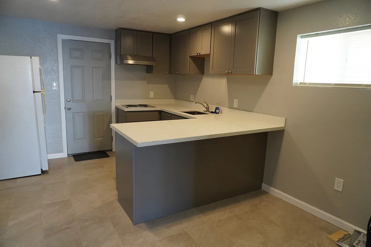 Building Photo - 134 Santa Paula Dr