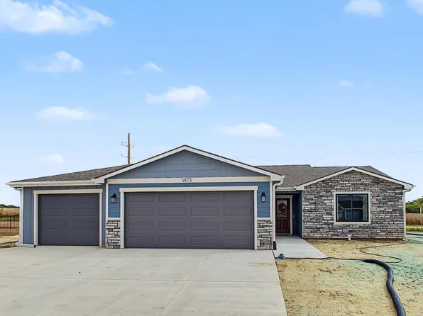9173 Grammar Ct, Manhattan, KS 66502