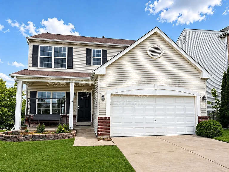 555 Fortress Ct — Photo 1