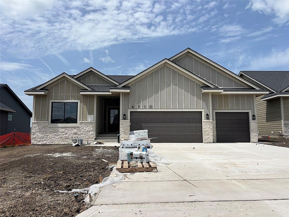 1st image of 4710 178th St