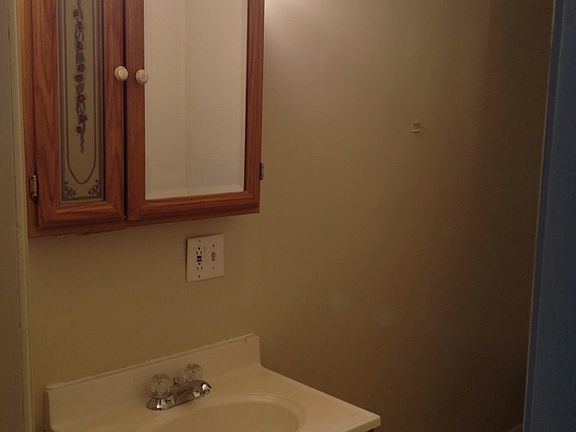 5th image of 3629 N Hawthorne Ln