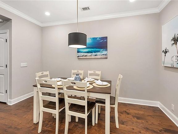 5th image of 1108 Reserve Ln