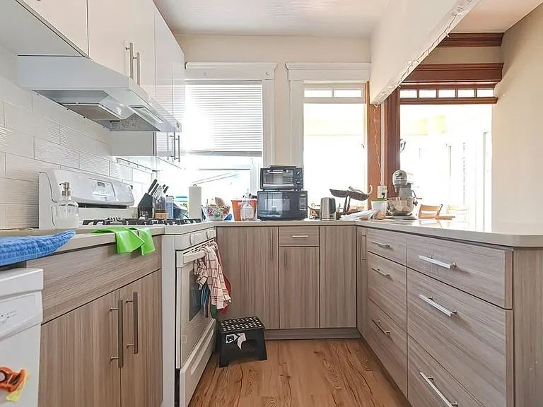 301 Allston St #12 — Photo 10