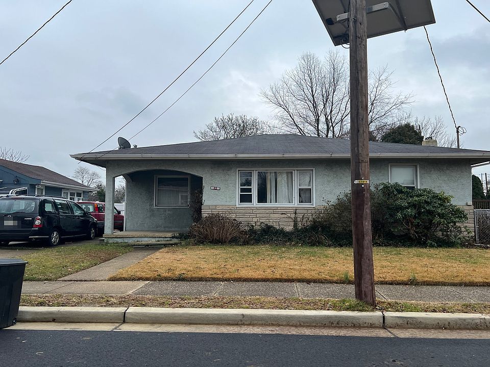 1st image of 22 13th Ave