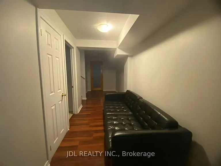 179 Leameadow Rd #BASEMENT — Photo 8