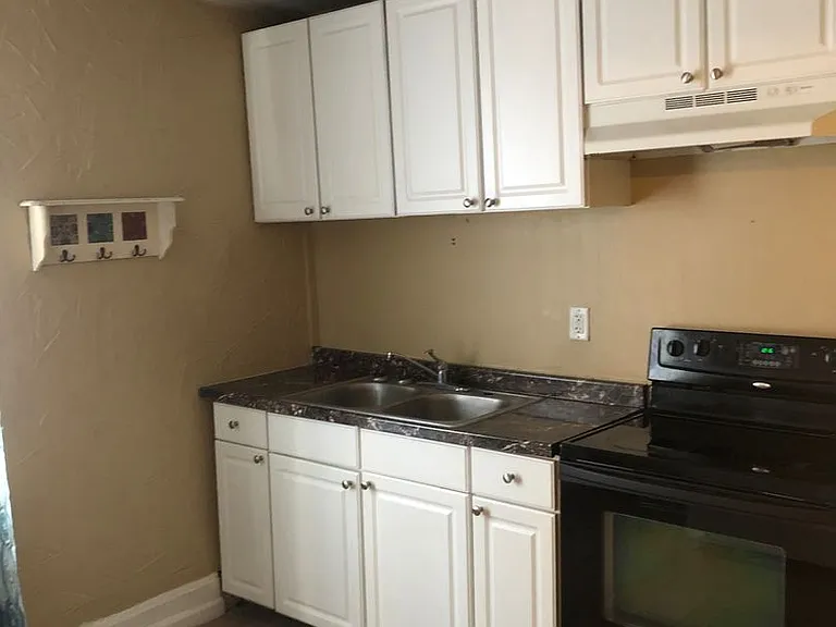 1115 Main St #A — Photo 5