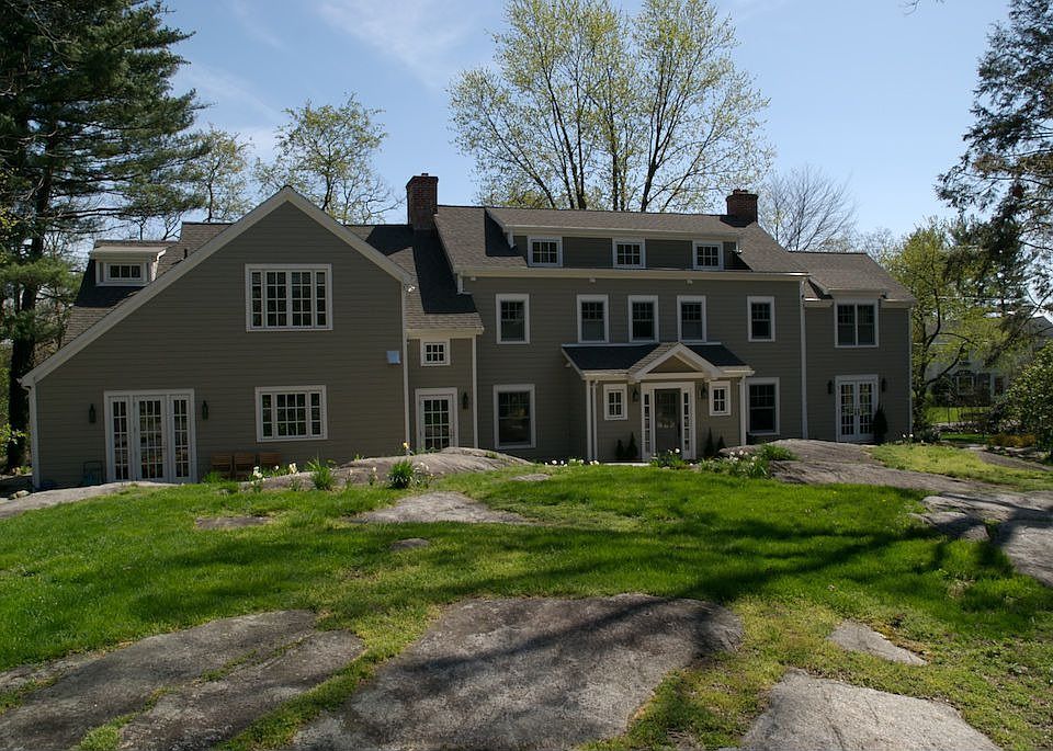 142 Rockland Avenue