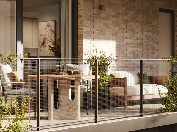 181 Macdougal Street image 1 of 10