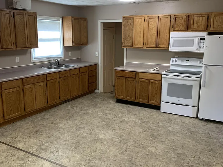 4239 Redick Ave — Photo 5