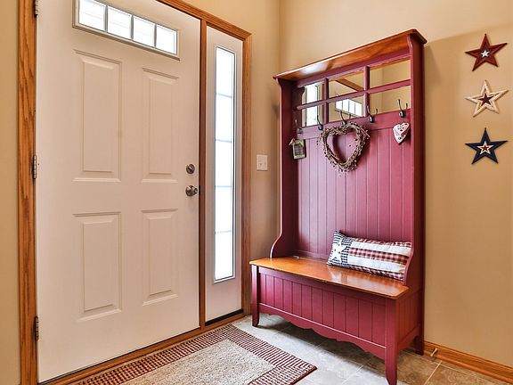 4th image of 4691 Arctic Ln NW