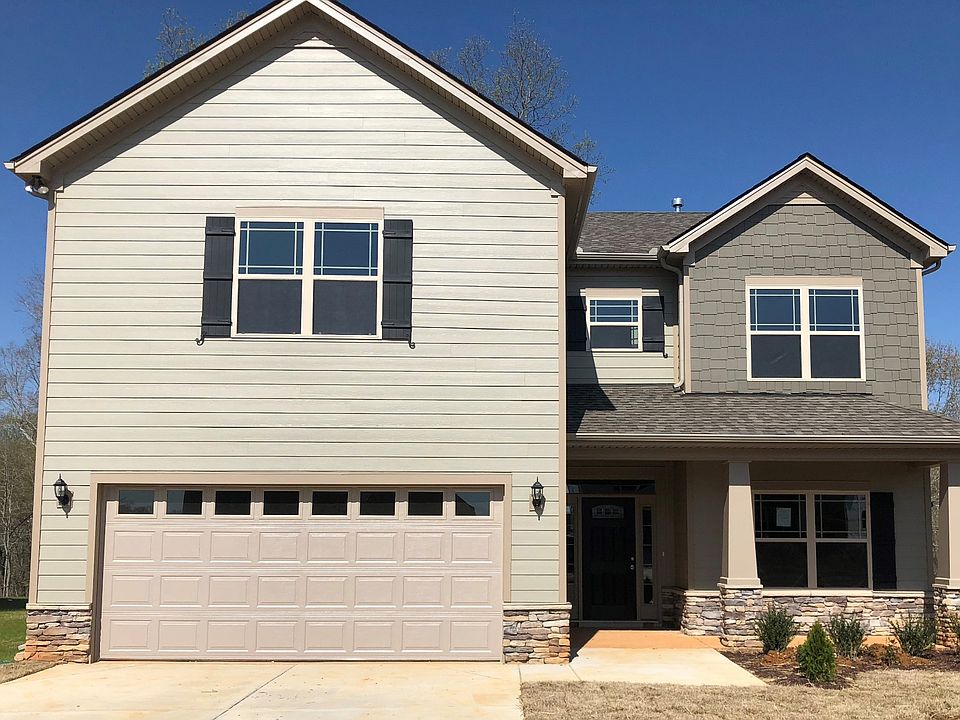 File Photo of the exterior on our 2618 plan.