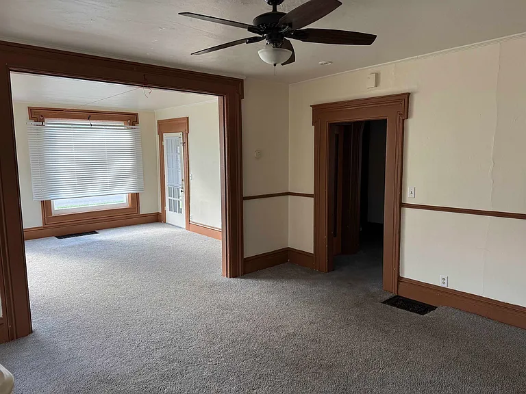 810 Milton Ave — Photo 4