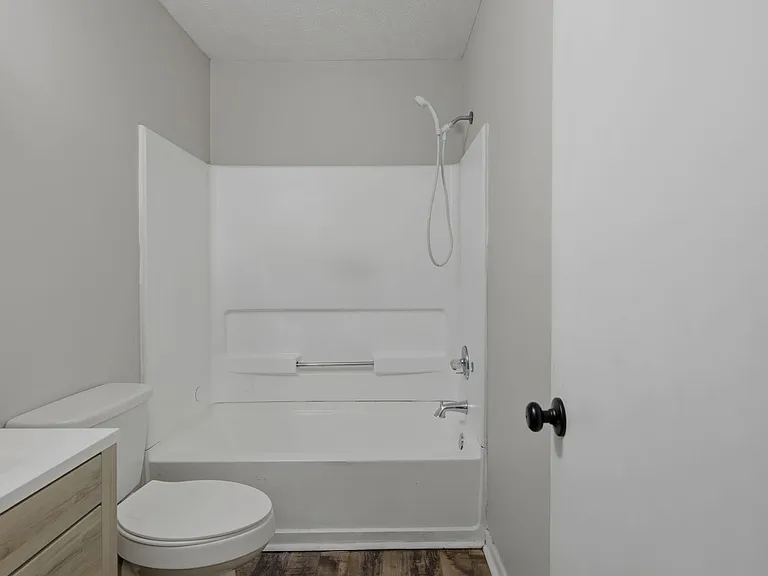 6984 Timberwood Dr — Photo 30