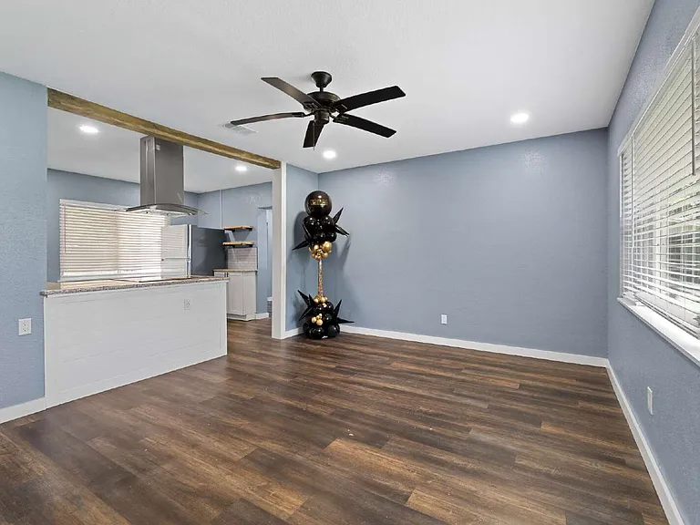2801 SE 28th Rd — Photo 9